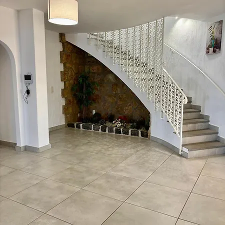 Villa Primera Linea *